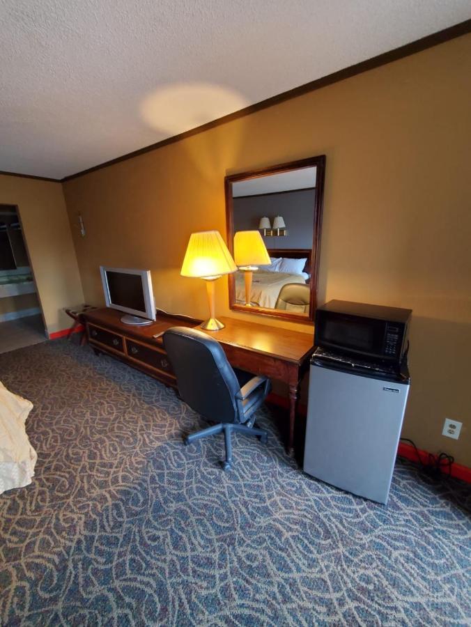 Gray Plaza Motel West Frankfort Exteriér fotografie